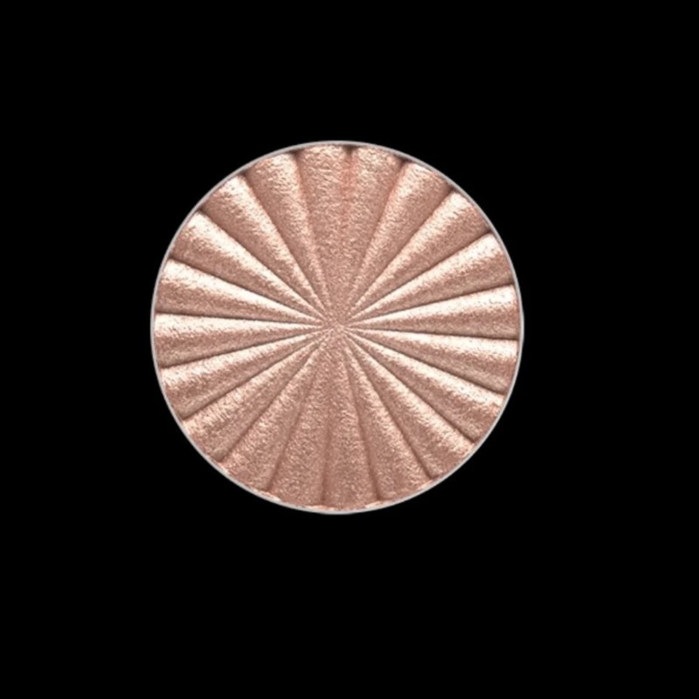 ๐4/25 OFRA Blissful Highlighter - Picture 2 of 4